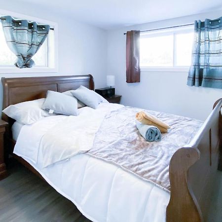 شقة Lovely 1-Br W Sofa Bed In The Heart Of Ndg مونتريال المظهر الخارجي الصورة